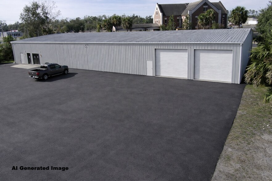 More Photos Of 2011 S Jefferson St, Perry General Retail For Sale