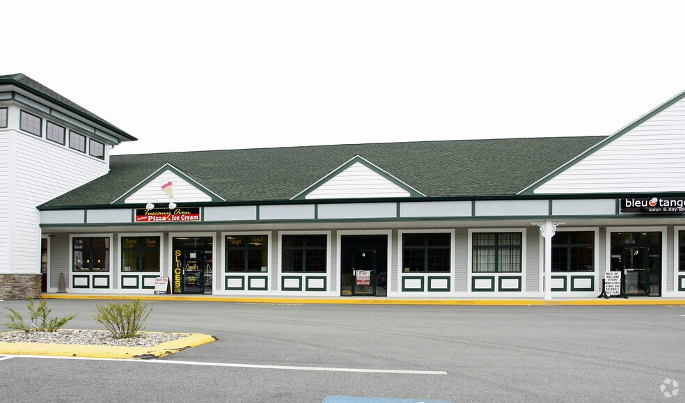 More Photos Of 416 Emerson Ave, Hampstead Freestanding For Lease