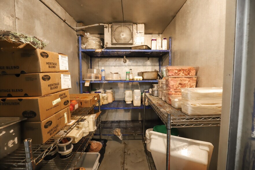 More Photos Of 12169 S Williams St, Dunnellon Restaurant For Sale