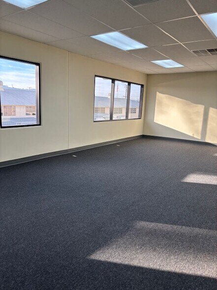 More Photos Of 11135 E Rush St, South El Monte Manufacturing For Lease