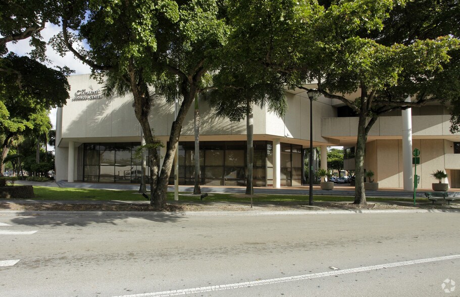 More Photos Of 6625 Miami Lakes Dr, Miami Lakes Loft Creative Space For Sale