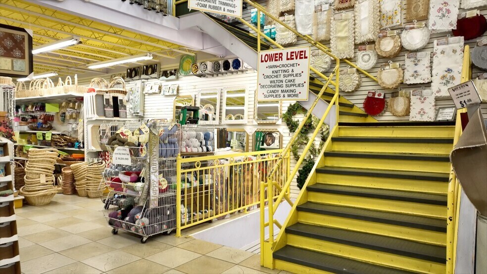 More Photos Of 2450 Flatbush Ave, Brooklyn Freestanding For Lease