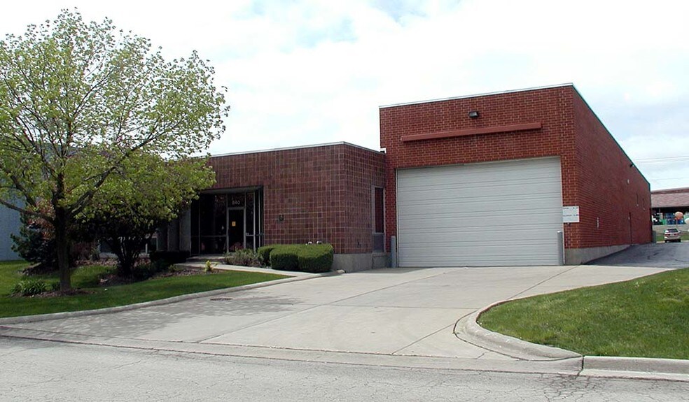 More Photos Of 840 Dillon Dr, Wood Dale Warehouse For Lease