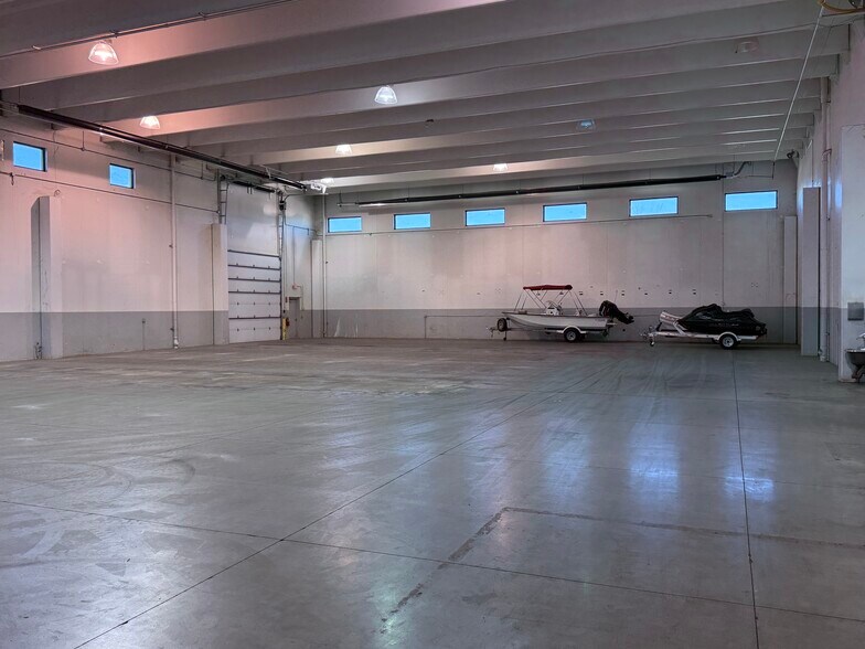 More Photos Of 50625 Design Ln, Shelby Township Warehouse For Lease