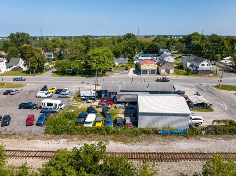 More Photos Of 300 Railroad Ave, Wheeler Auto Repair For Sale