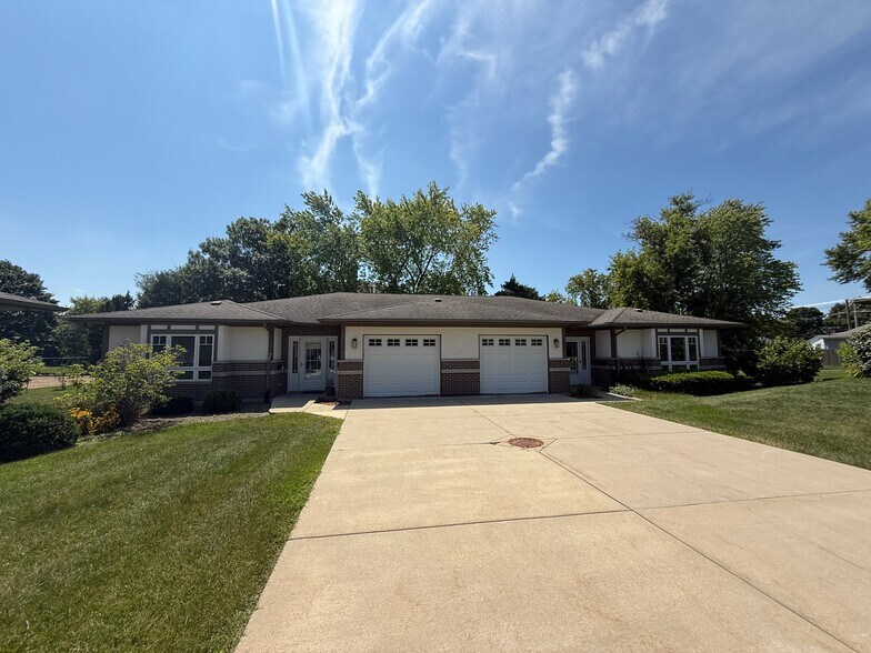 More Photos Of , Woodstock Unknown For Sale