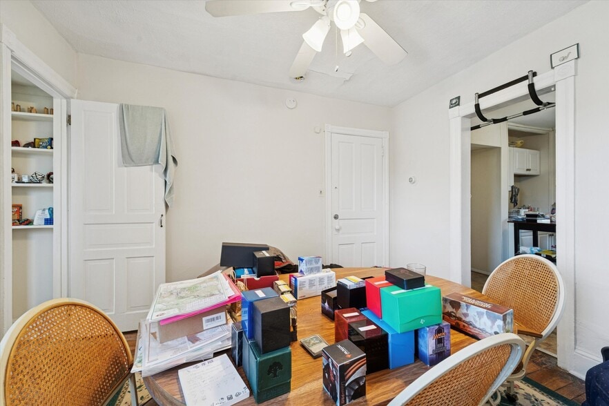 More Photos Of 222 Lippincott Ave, Ardmore Apartments For Sale