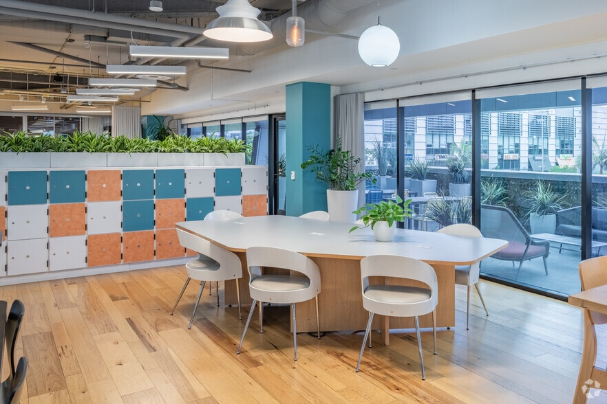 More Photos Of 145 S Fairfax Ave, Los Angeles Coworking Space