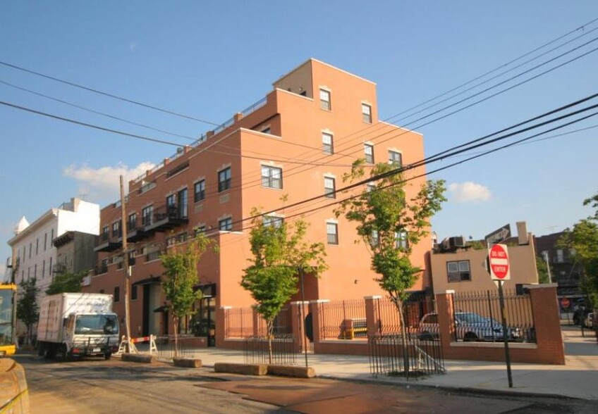 Primary Photo Of 1810 27th Ave, Astoria Apartments For Sale