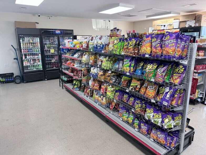 More Photos Of 8931 Us-52, Wadesboro General Retail For Sale