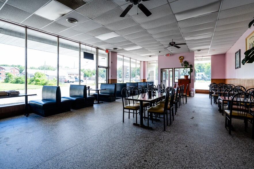 More Photos Of 410 N 2nd St, Niles General Retail For Sale