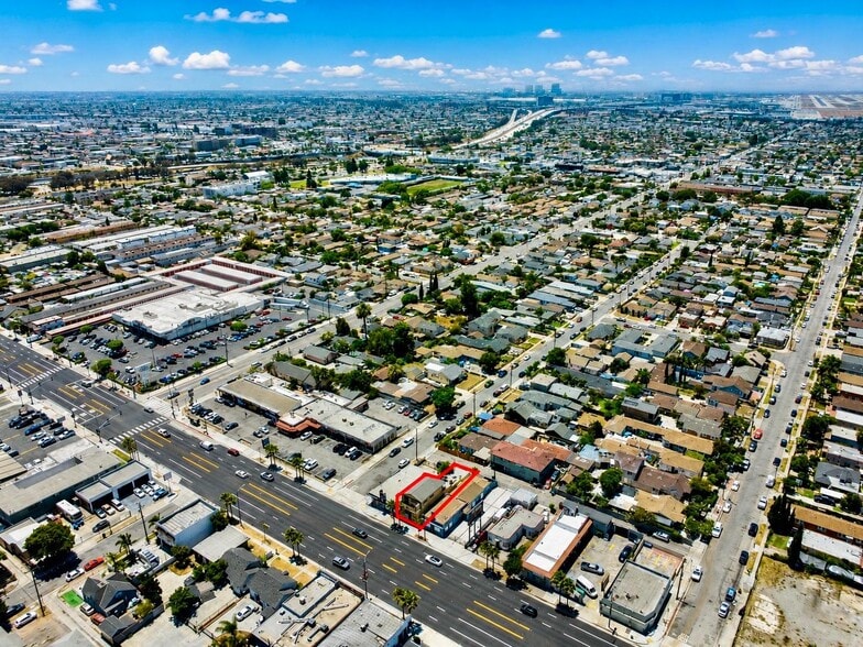 More Photos Of 10623 S Prairie Ave, Inglewood Storefront Retail Residential For Lease