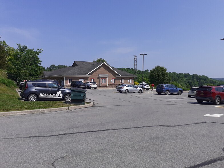 More Photos Of 1460 Route 17M, Chester Medical For Lease
