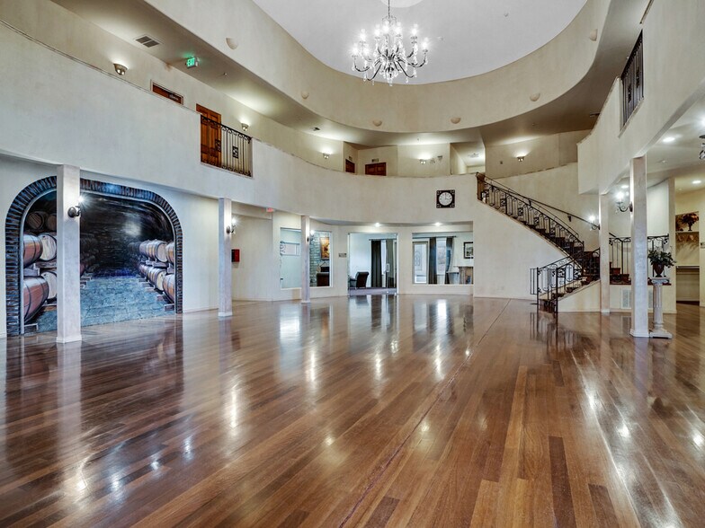 More Photos Of 2087 Broadway, Grand Junction Specialty For Sale