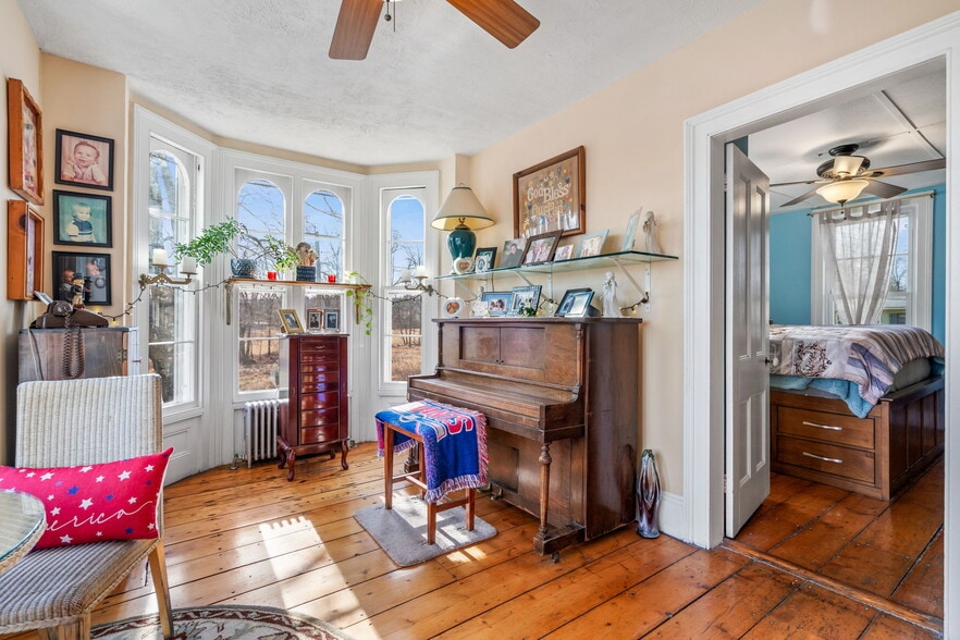 More Photos Of 69 Lippincott Rd, Wallkill Lodge Meeting Hall For Sale