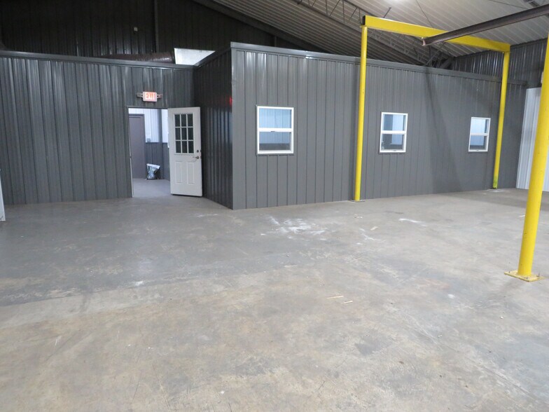 More Photos Of 9239 Atlantic Rd, Atlantic Manufacturing For Sale