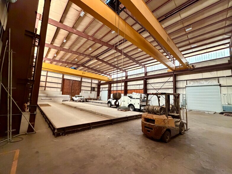 More Photos Of 464 Cool Jct, Millsap Manufacturing For Lease