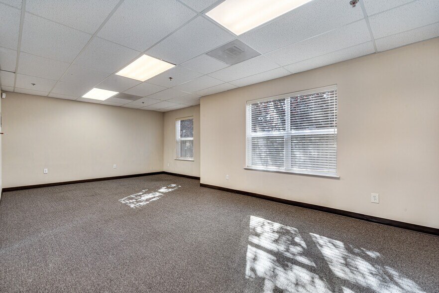 More Photos Of 1254 Broadway, Sonoma Office For Sale
