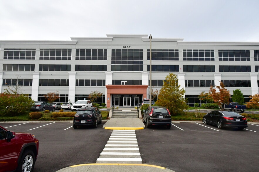 More Photos Of 32001 32nd Ave S, Federal Way Office For Lease
