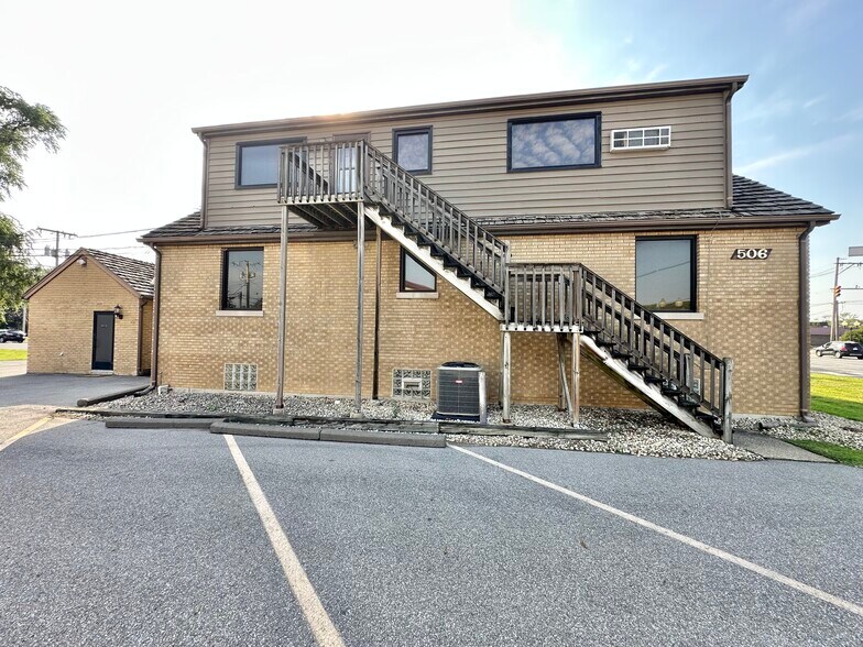 More Photos Of 510 Ridge Rd, Munster Office For Lease