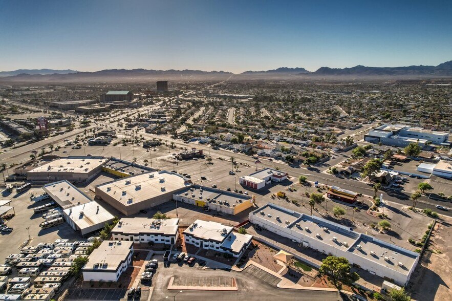 More Photos Of 4640 E Flamingo Rd, Las Vegas Storefront Retail Office For Lease