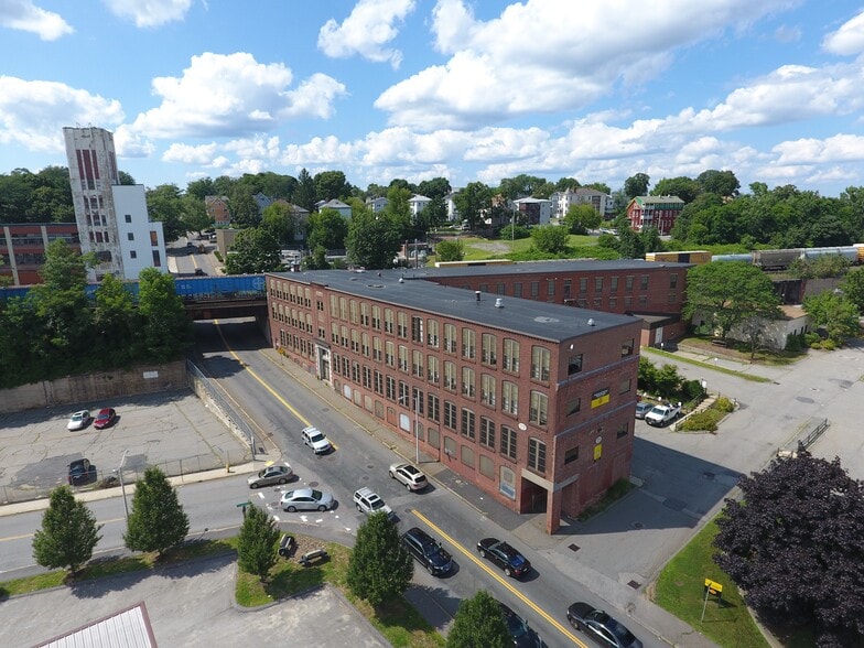 More Photos Of 75 Hammond St, Worcester Manufacturing For Lease