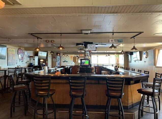 More Photos Of W5884 Cedar Ct, Shawano Bar For Sale