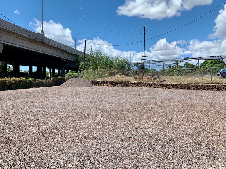 More Photos Of 667B Kamehameha Hwy, Pearl City Land For Lease