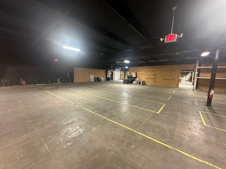 More Photos Of 4330 W Mount Morris Rd, Mount Morris General Retail For Sale