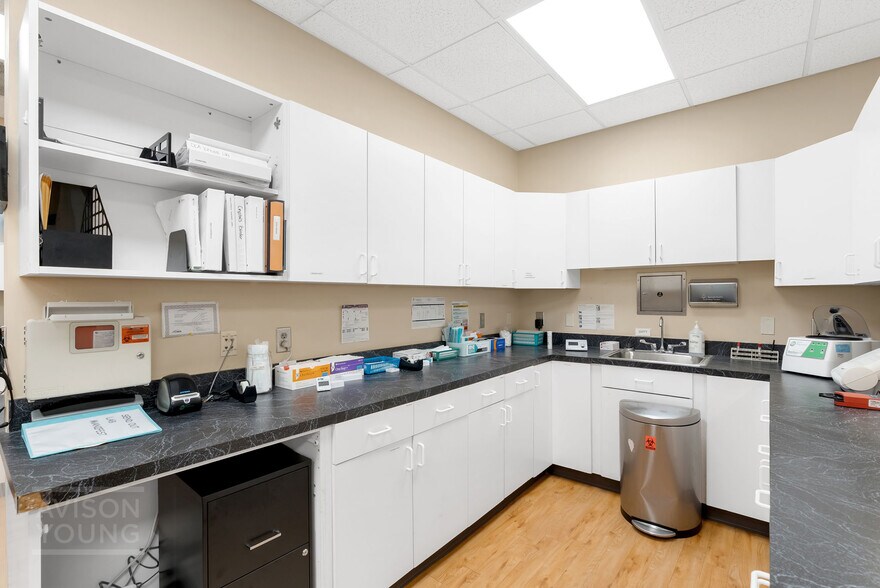 More Photos Of 35 Ray E Talley Ct, Simpsonville Medical For Lease