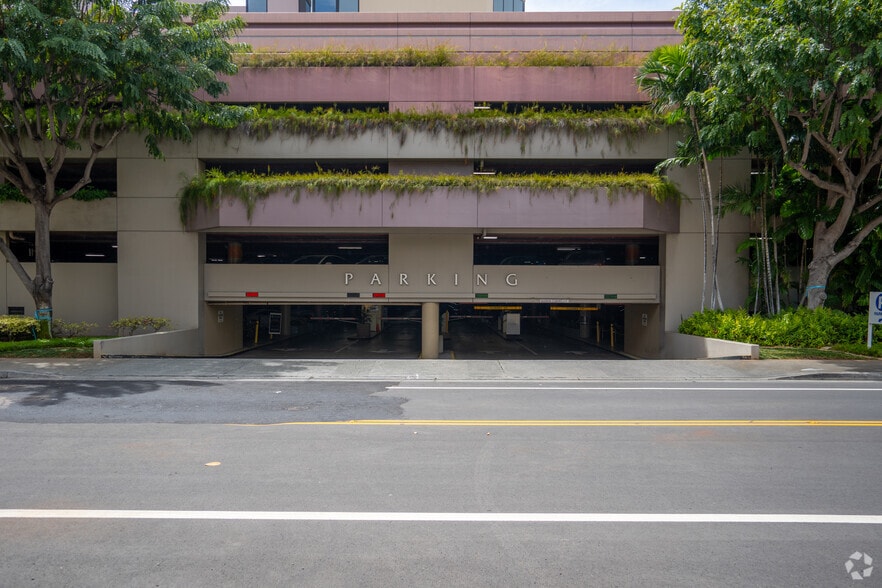 More Photos Of 500 Ala Moana Blvd, Honolulu Office For Lease