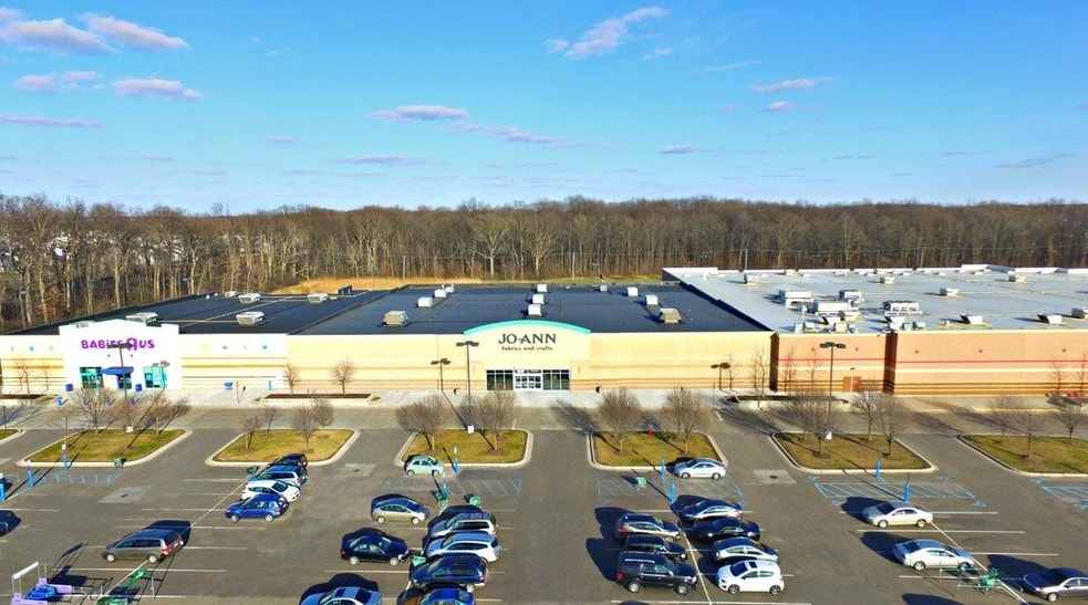 More Photos Of 3737 Carpenter Rd, Ypsilanti Freestanding For Lease