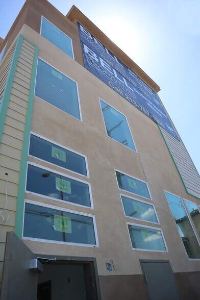 More Photos Of 6406 S Hoover St, Los Angeles Apartments For Sale