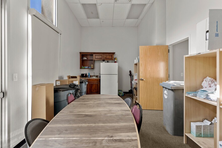 More Photos Of 1166 S Sage Dr, Cedar City Storefront For Sale