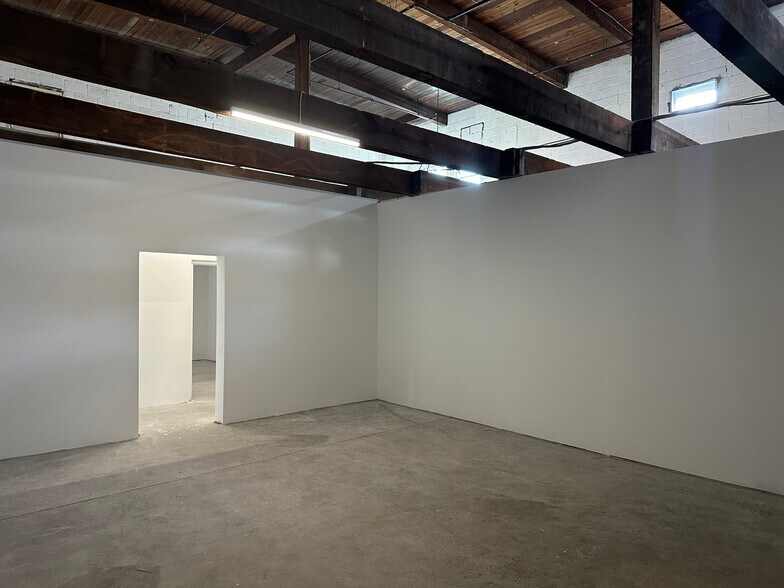 More Photos Of 241 E Elm St, Conshohocken Manufacturing For Lease