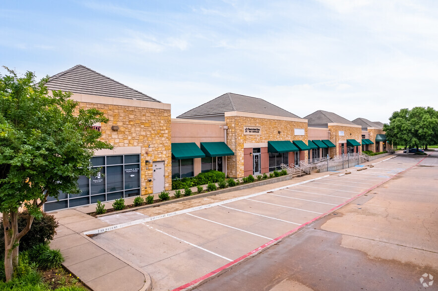 Primary Photo Of 731 E Southlake Blvd, Southlake Medical For Lease