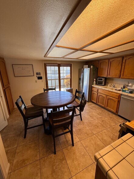 More Photos Of 417 Tiffany Dr, Santa Maria Apartments For Sale