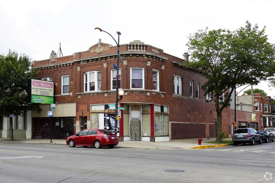 More Photos Of 4134-4136 W North Ave, Chicago Storefront Retail Residential For Lease