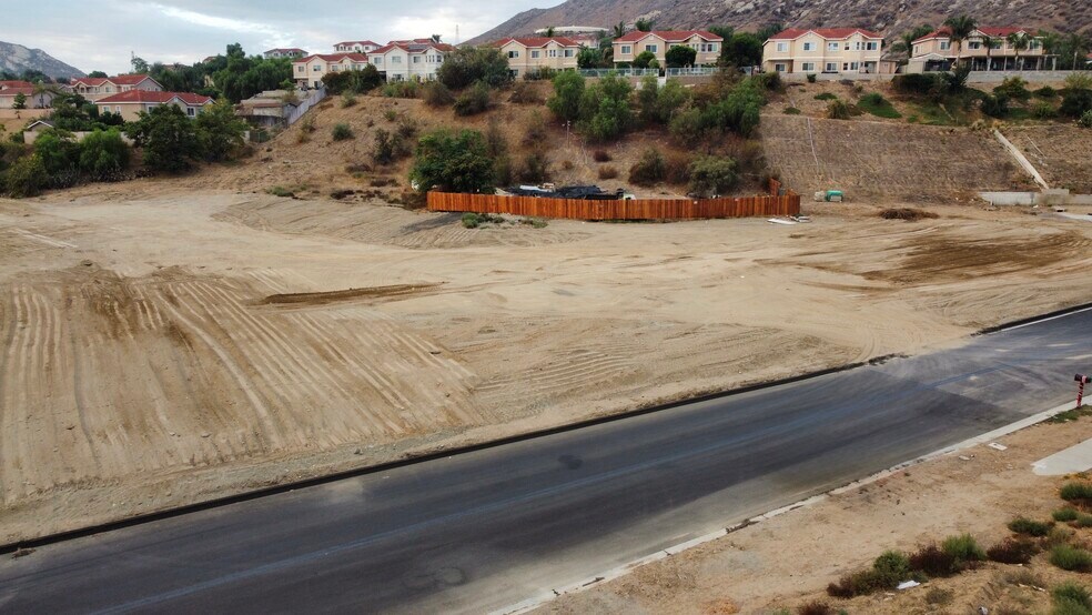 More Photos Of 18661 5th St, Bloomington Land For Sale