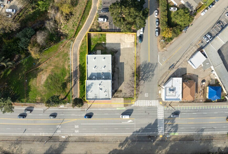 More Photos Of 1448 A St, Castro Valley Freestanding For Sale