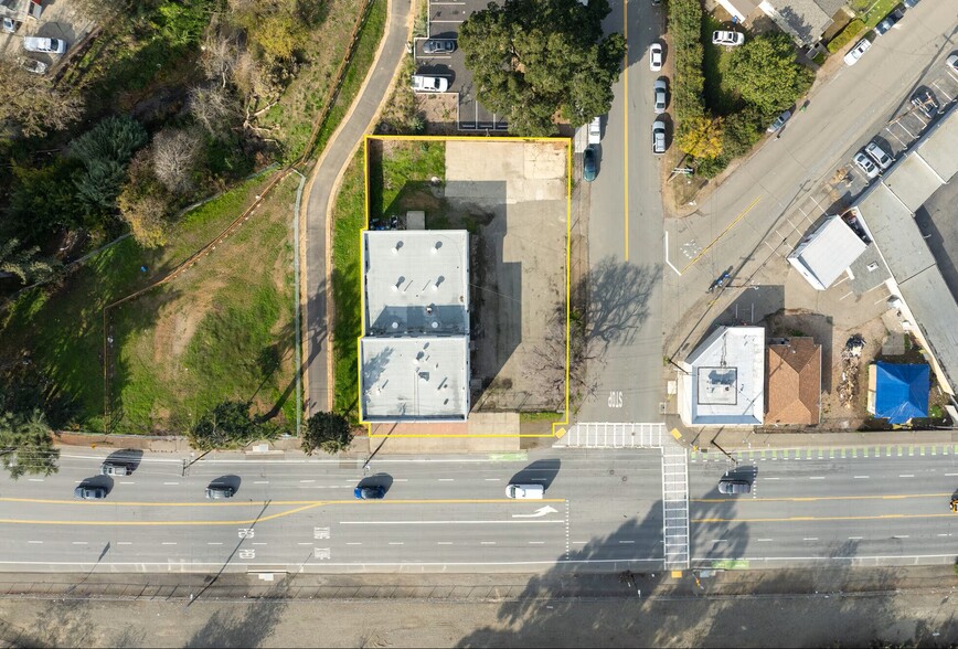 More Photos Of 1448 A St, Castro Valley Freestanding For Sale