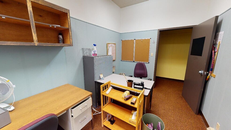 More Photos Of 3196 Marine Dr, Astoria Loft Creative Space For Lease