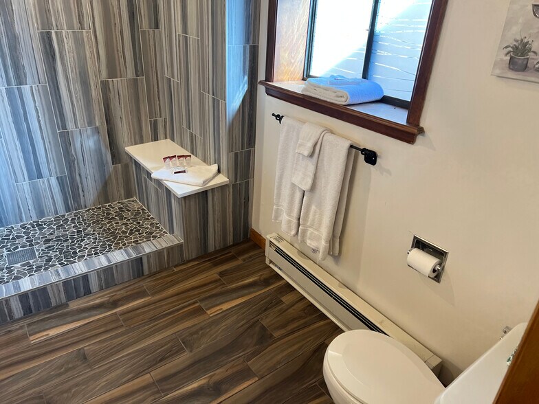 More Photos Of 5312 Highway 119, Black Hawk Hotel For Sale