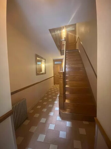 More Photos Of 4605 30th Ave, Astoria Apartments For Sale