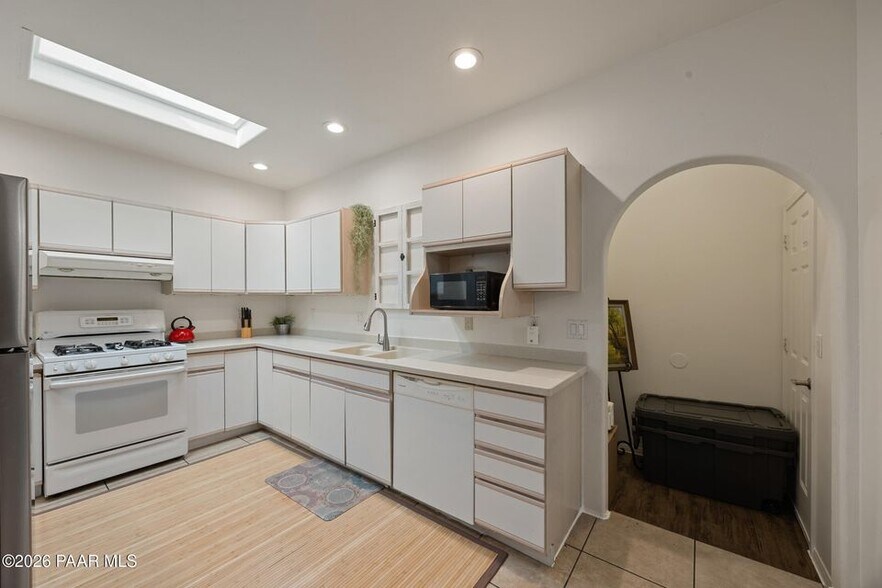 More Photos Of 654 W Gurley St, Prescott Multifamily For Sale