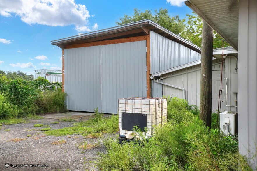 More Photos Of 1517 US 17, Eagle Lake Warehouse For Lease