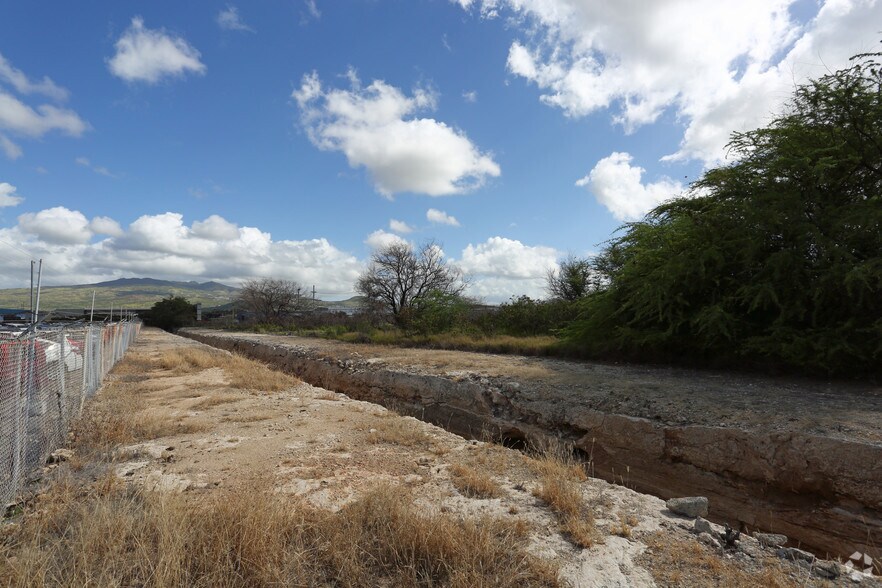 More Photos Of 91-399 Kauhi St, Kapolei Land For Lease
