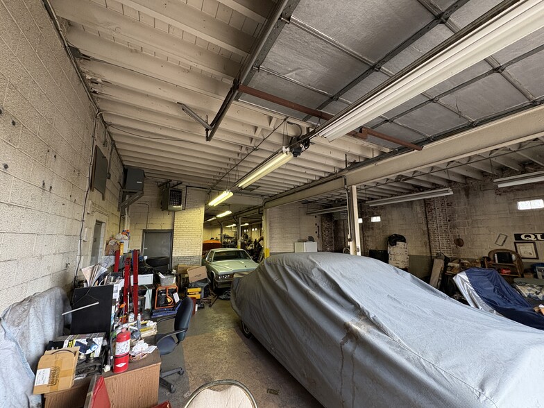 More Photos Of 28 Cordier St, Irvington Warehouse For Sale