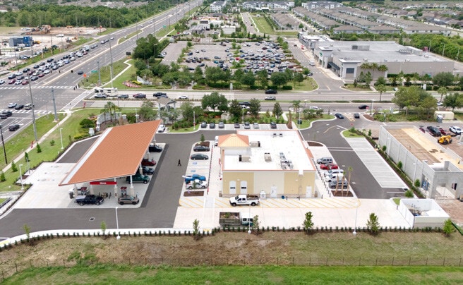 More Photos Of 14251 US Highway 301, Sun City Center Convenience Store For Sale