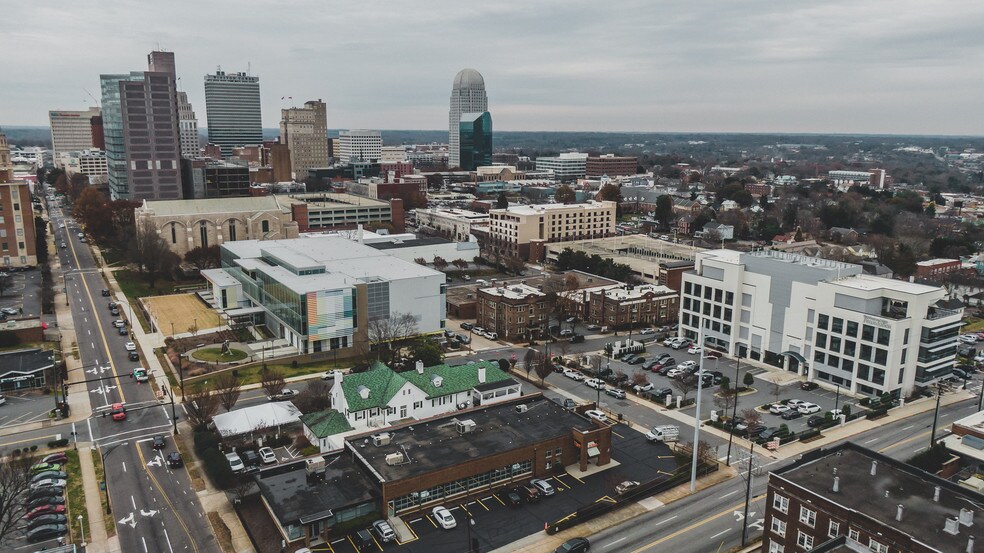More Photos Of 720 W Fifth St, Winston-Salem Storefront Retail Office For Lease